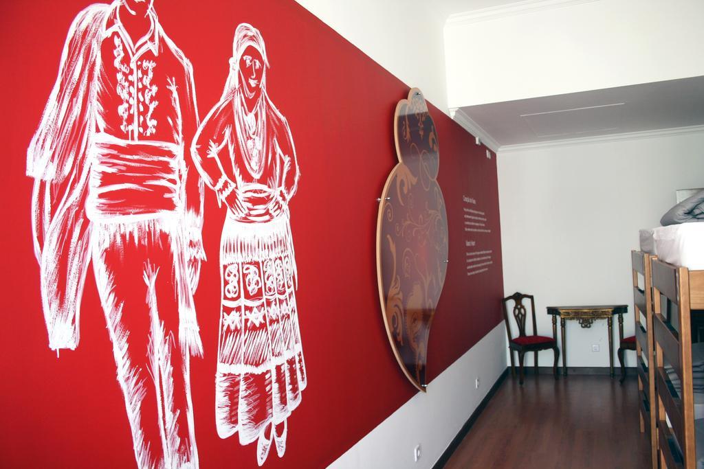 Hostel 2300 Thomar Tomar Rum bild